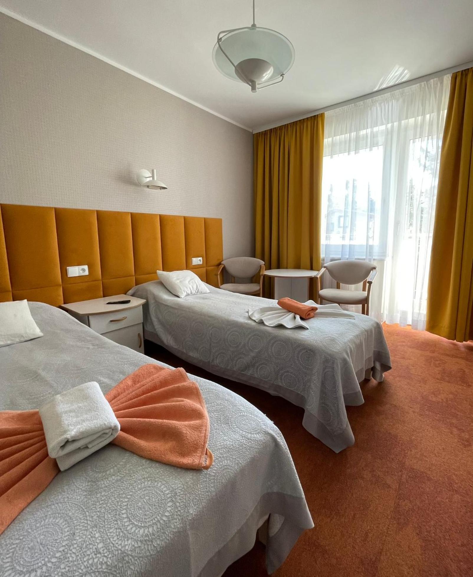 Damroka Bed & Breakfast เวบา ภายนอก รูปภาพ