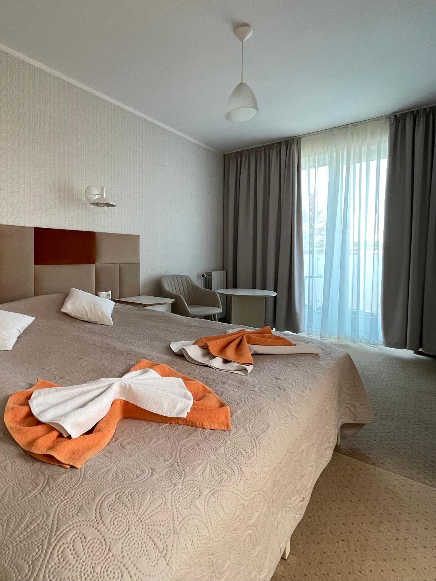 Damroka Bed & Breakfast เวบา ภายนอก รูปภาพ