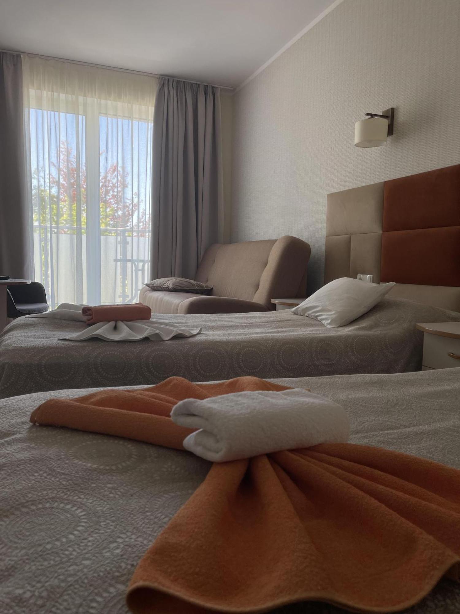 Damroka Bed & Breakfast เวบา ภายนอก รูปภาพ