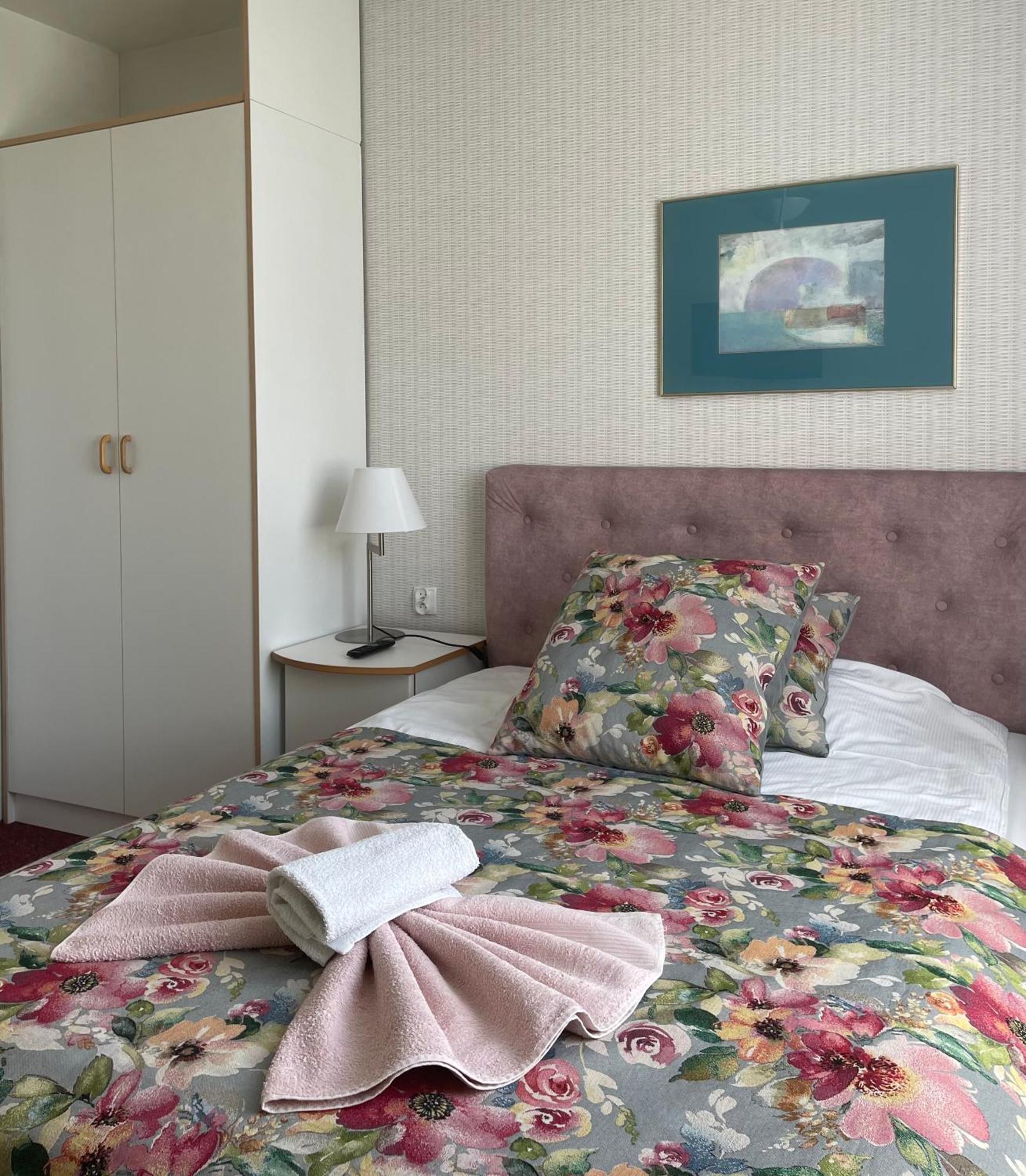 Damroka Bed & Breakfast เวบา ภายนอก รูปภาพ